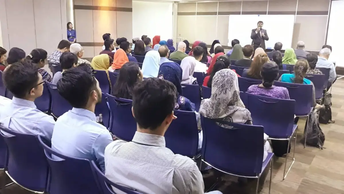 amezcua-bio-disc-3-event crowd