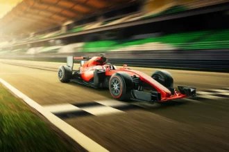 F1 racing on racetrack qnet qbuzz